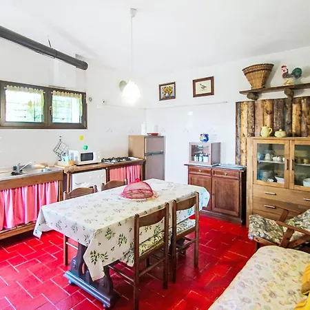 Susy By Interhome Appartement